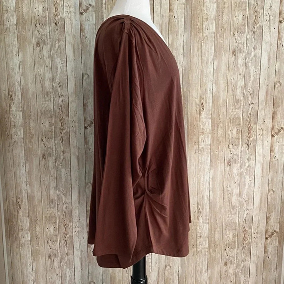 NWT Athleta Outbound V-neck Top Plus 3X Mahogany Brown Long Sleeve Tee - Picture 3 of 9